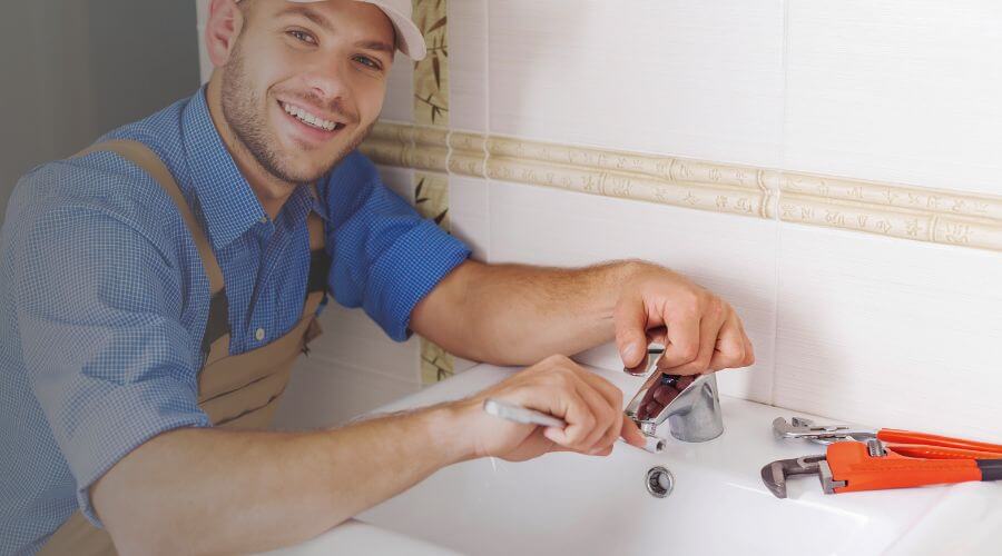 Professional clogged drains services in Tridell, UT